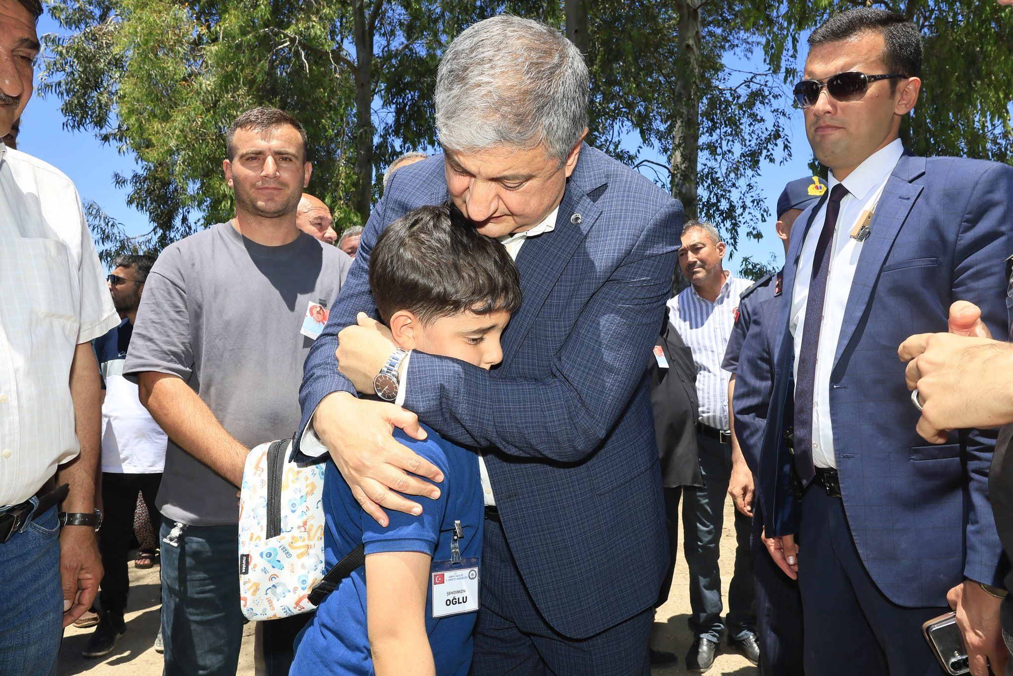 Şehit Polis Memuru Aydın Üyenarık'in Son Yolculuğuna Vali Yavuz Da Katıldı3