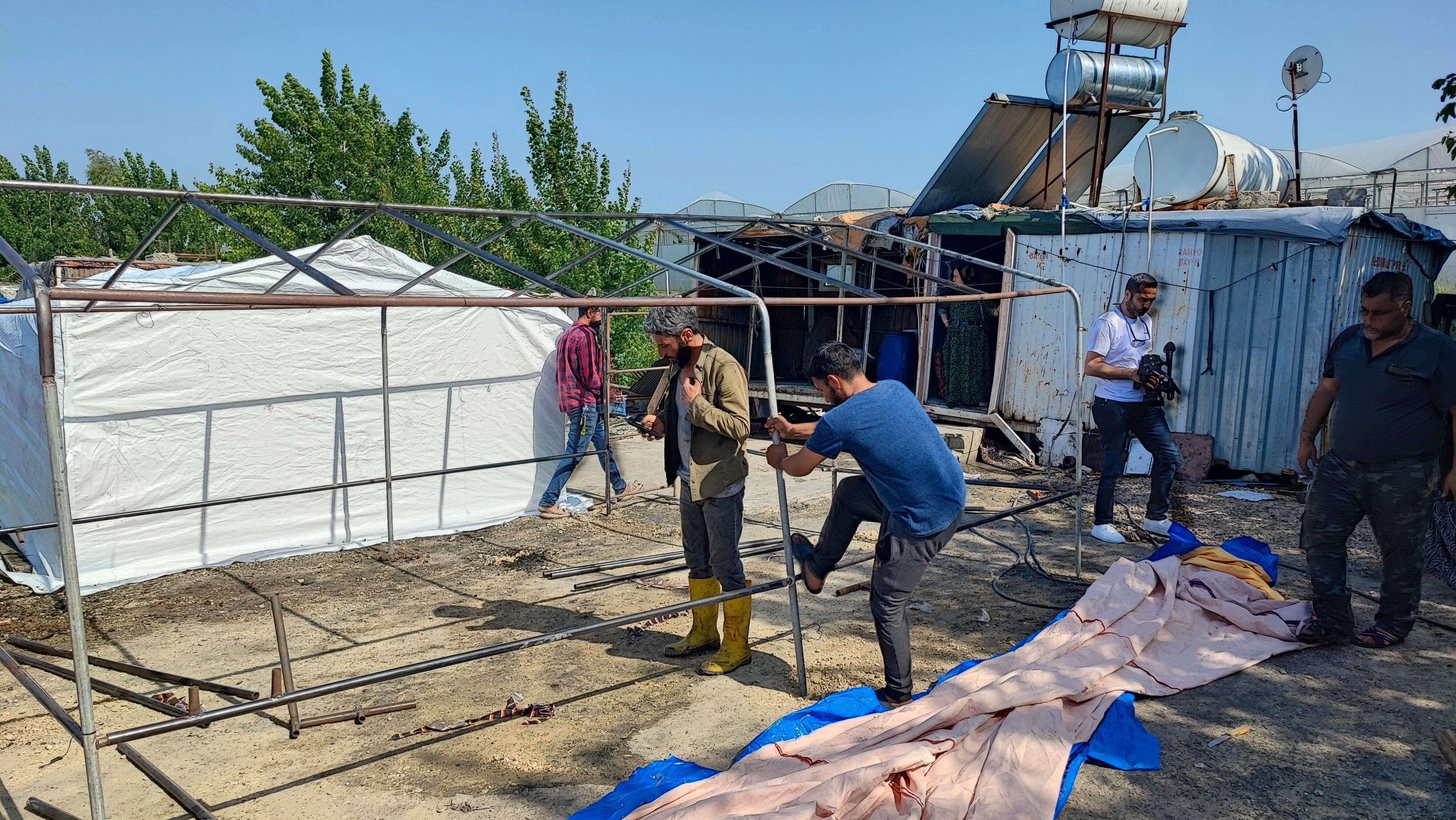 Seyhan’da Korkutan Yangın (2)