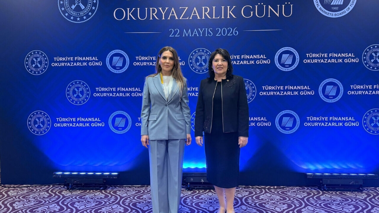Sunay Karamık Dolmabahçe'de Finansal Okuryazarlık Zirvesine Katıldı (1)