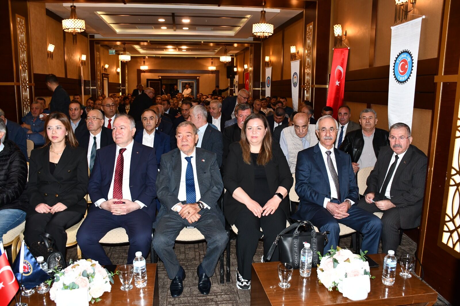 Türkiye Yol İş Adana 1 Nolu Şubesi’nde 12. Olağan Genel Kurul Heyecanı (3)