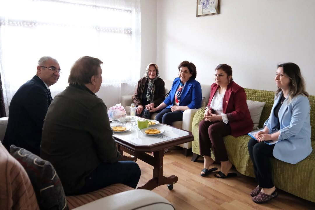 Vatanın Kahraman Annelerine Vefa Süreyya Yavuz’dan Anlamlı Ziyaret (1)