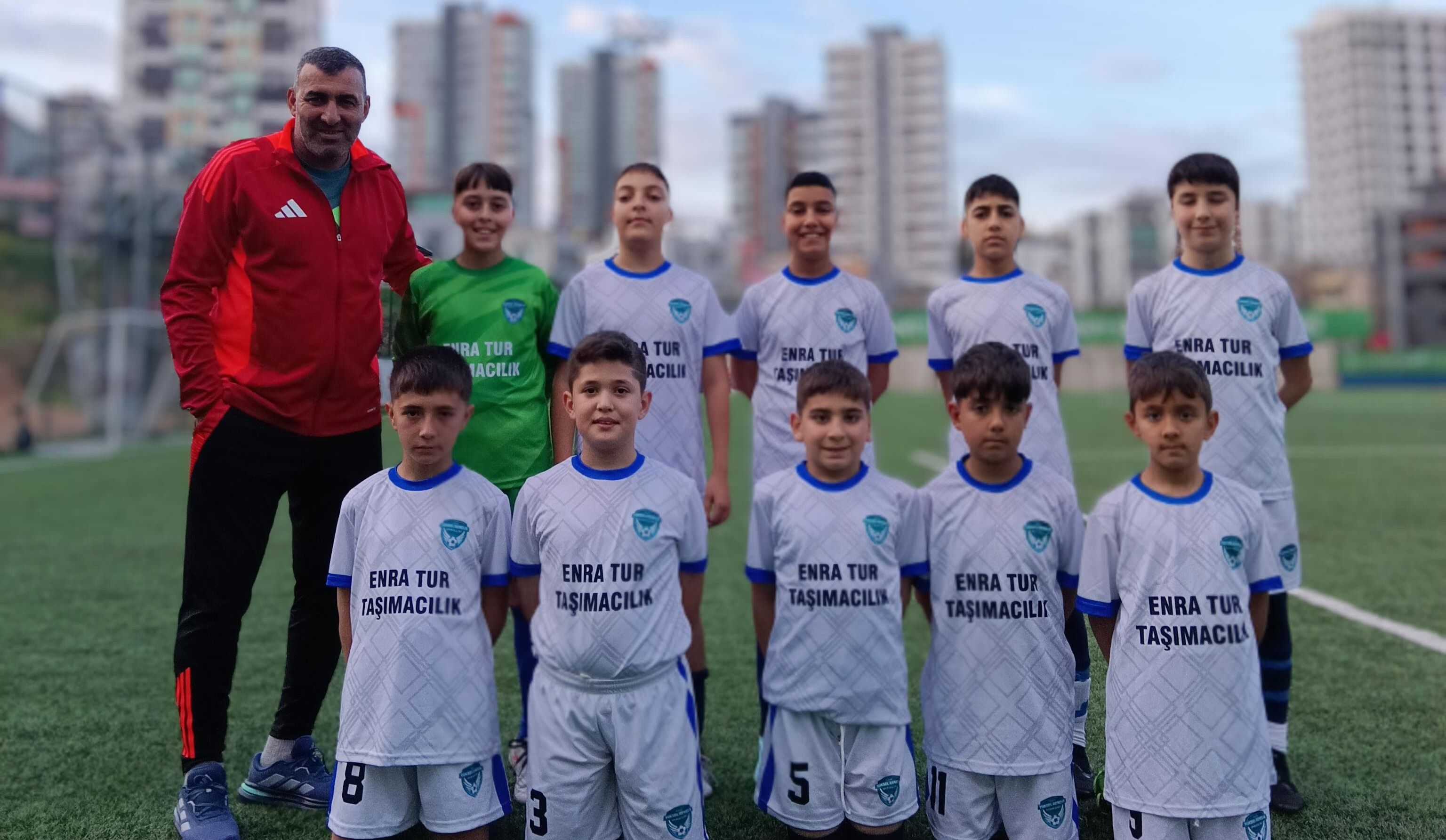 Yüksel Gençlikspor’dan Gol Şov Play Off’a Yükseldi6
