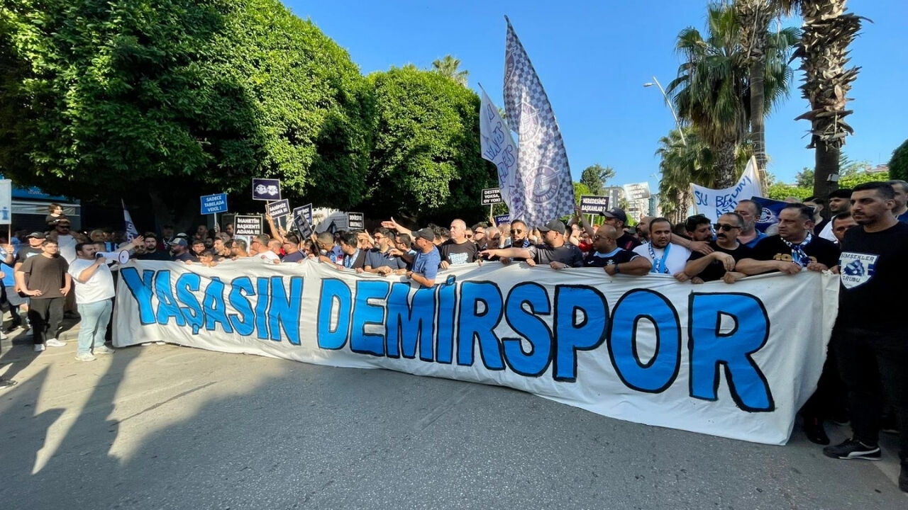 Adana Demirspor İçin Tek Ses “Demirspor Yaşayacak” (1)