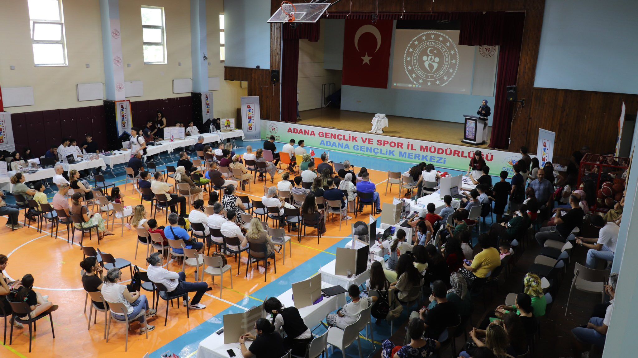 Adana Gençlik Merkezlerinde Deneyap Proje Şenliği Gerçekleştirildi1-1