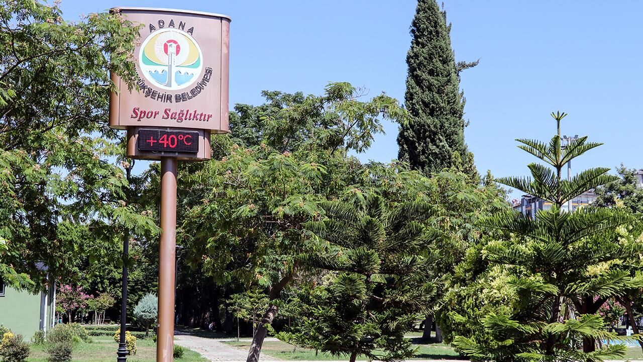 Adana Sicak Hava A 1886517