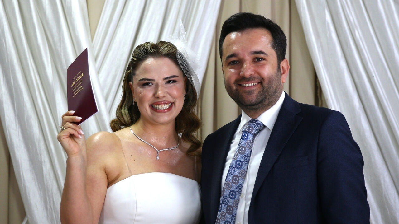 Adana'da 06.06.2026 Yoğunluğu Nikah Daireleri Doldu Taştı (1)