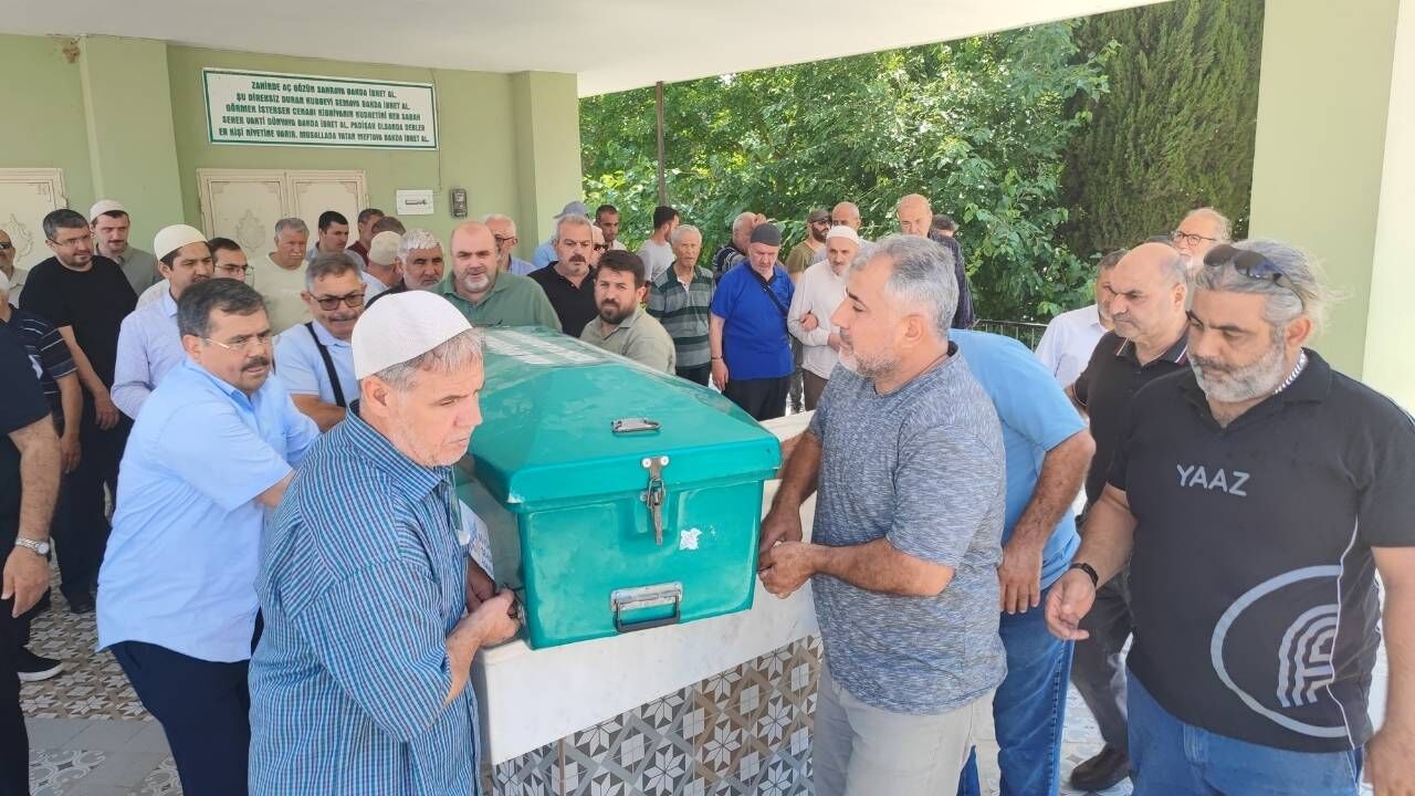 Adana’da Engel Tanımayan Aşkı Kaza Ayırdı Oğluna Kavuşamadı (3)