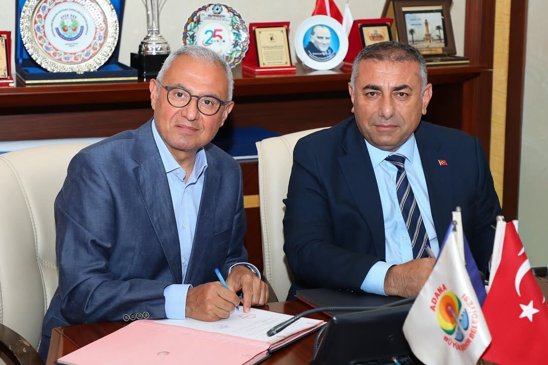 Adana'da Fabrikaların Gıda Atıkları Can Dostlara Besin Olacak (2)
