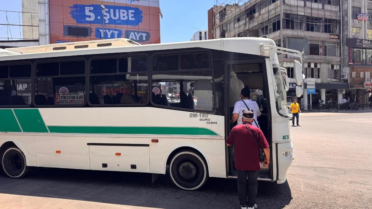Adana’da Klima Isyanı Toplu Taşımada Sıcaklık Çileye Dönüştü (1)