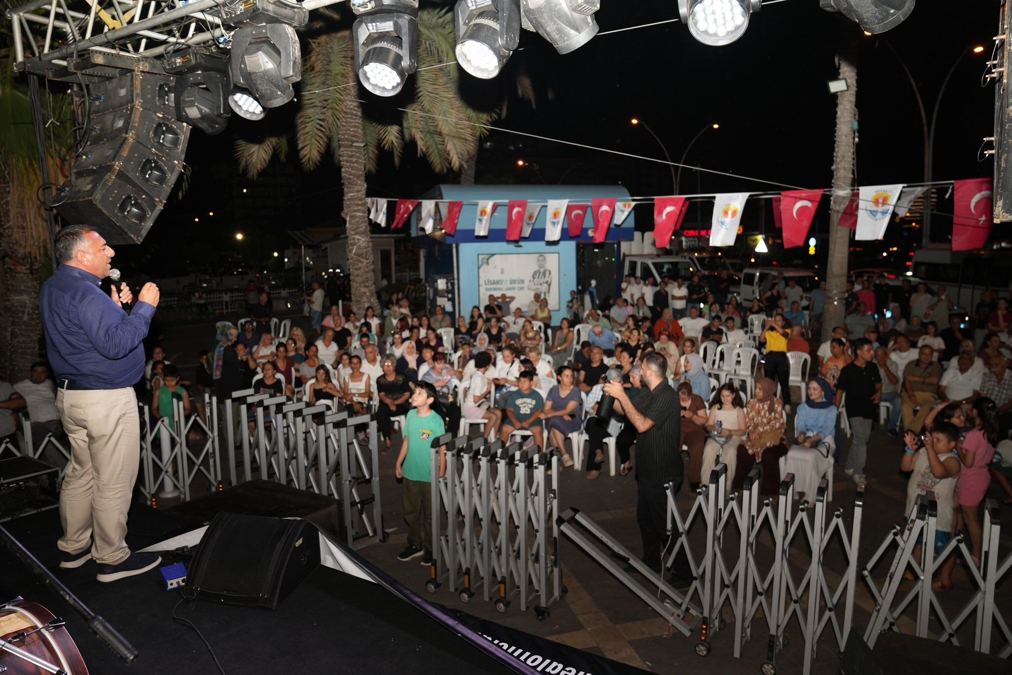 Adana'da Yazın Enerjisi Bi Yaz Konserleri Ile Başladı