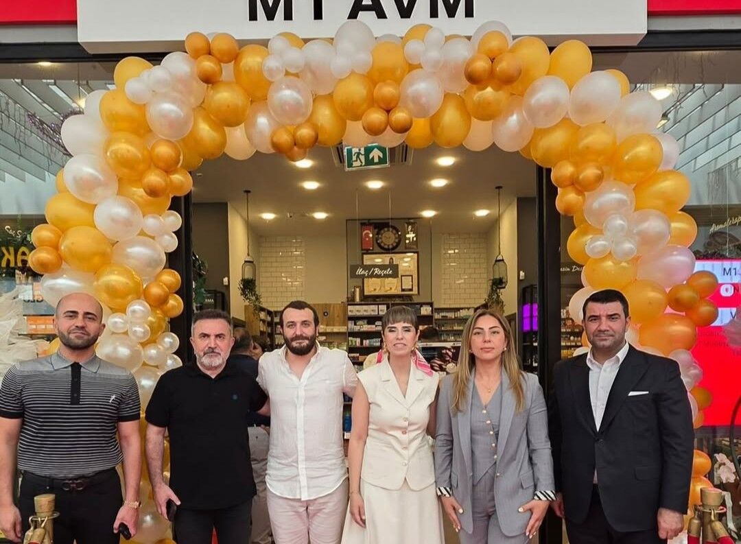 Adana’da Yeni Sağlık Yatırımı Eczane M1 Avm Kapılarını Hizmete Açtı (1)
