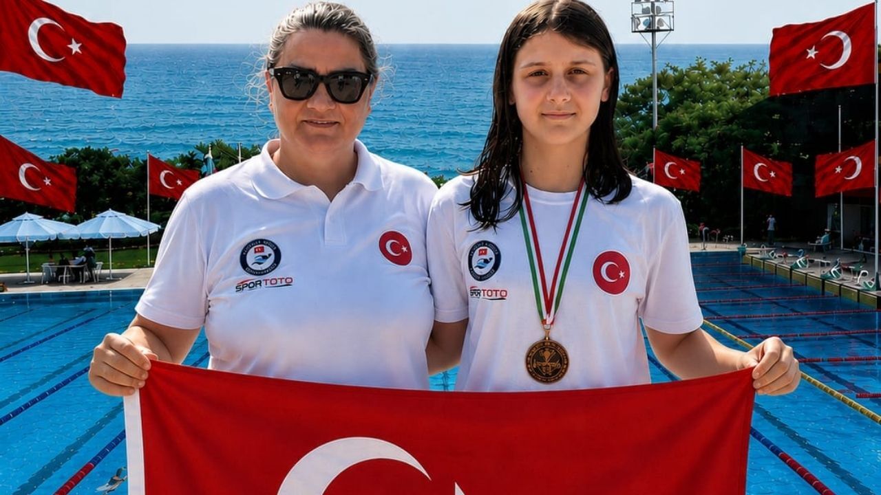 Adanalı Yüzücü Ömür Güvel’den Milli Takımla Uluslararası Başarı2