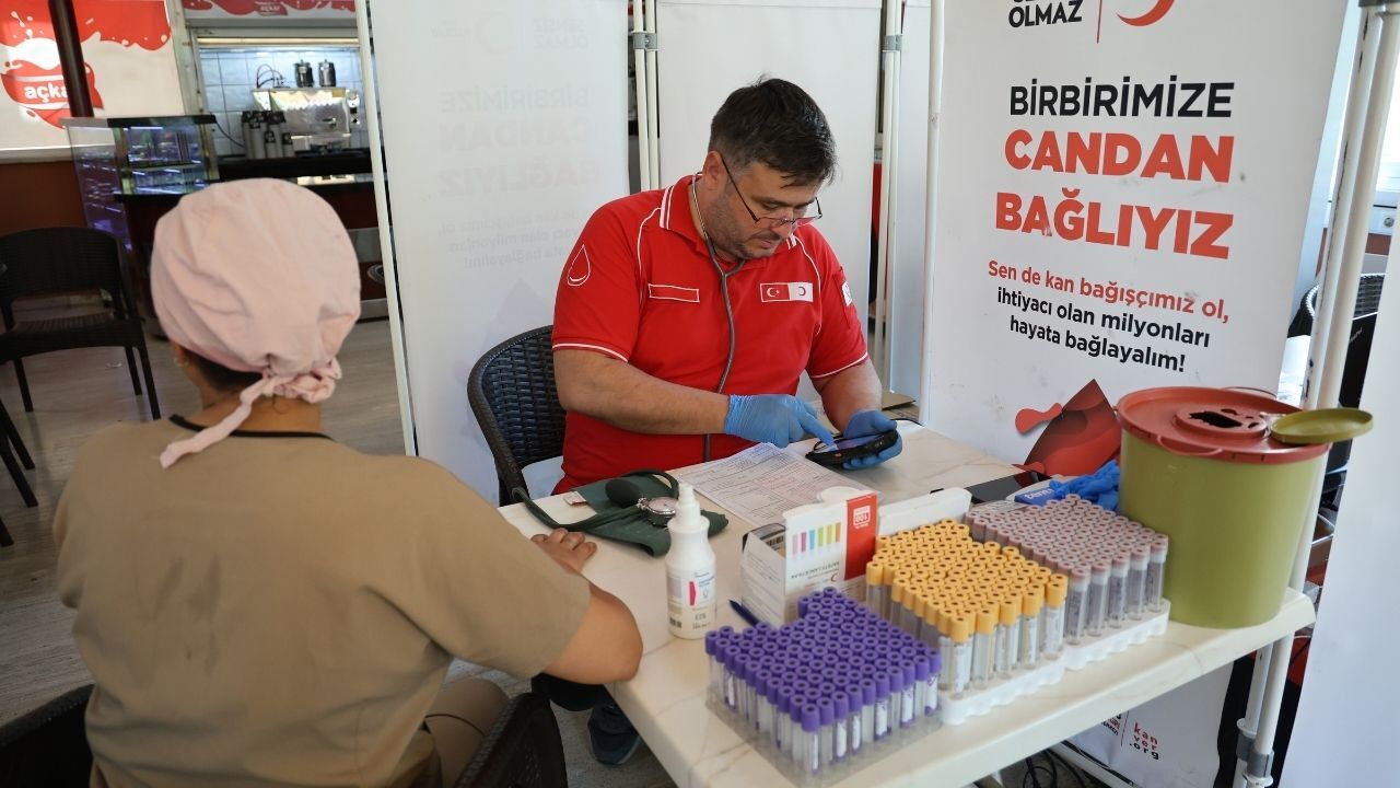 Adanalılar Kan Ve Kök Hücre Bağışı Için Buluştu (1)