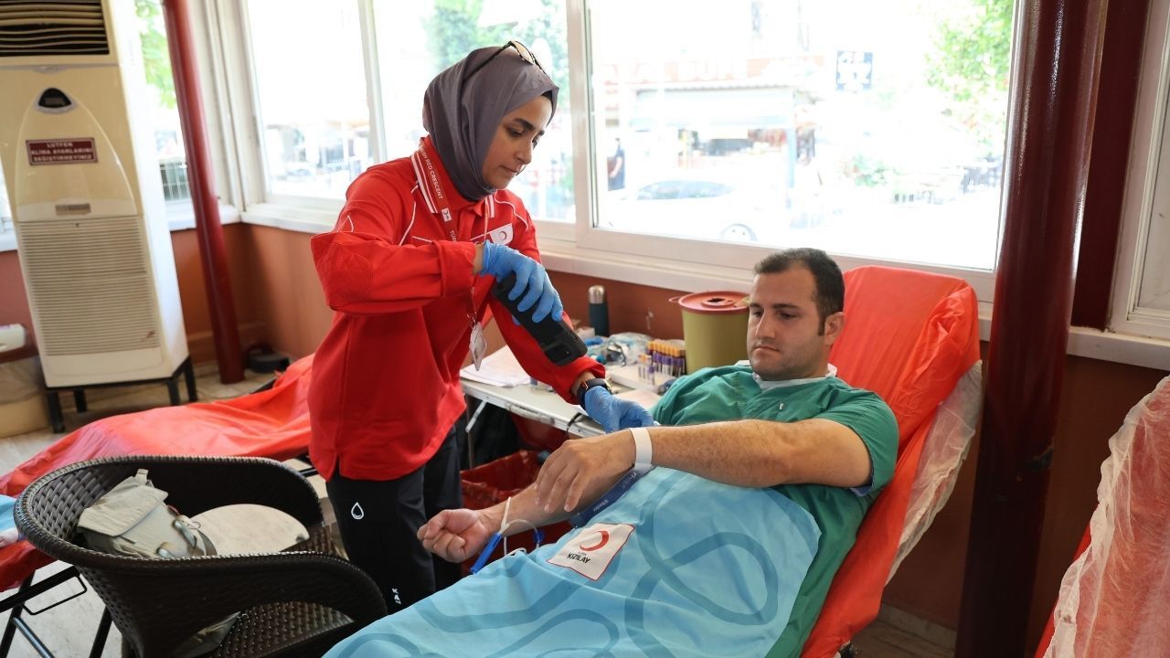 Adanalılar Kan Ve Kök Hücre Bağışı Için Buluştu (3)
