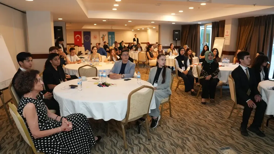 Adana'nın Çocuk Temsilcileri Ankara’daki Dev Çalıştayda Söz Sahibi Oldu (3)