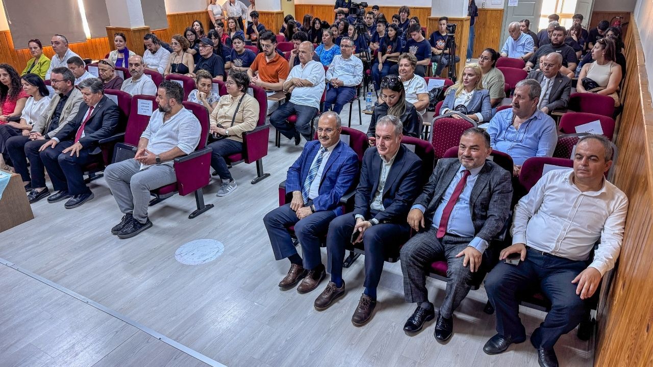 Adana'ya Gurur Yaşatan Emanet Filmi Izleyiciyle Buluştu (1)