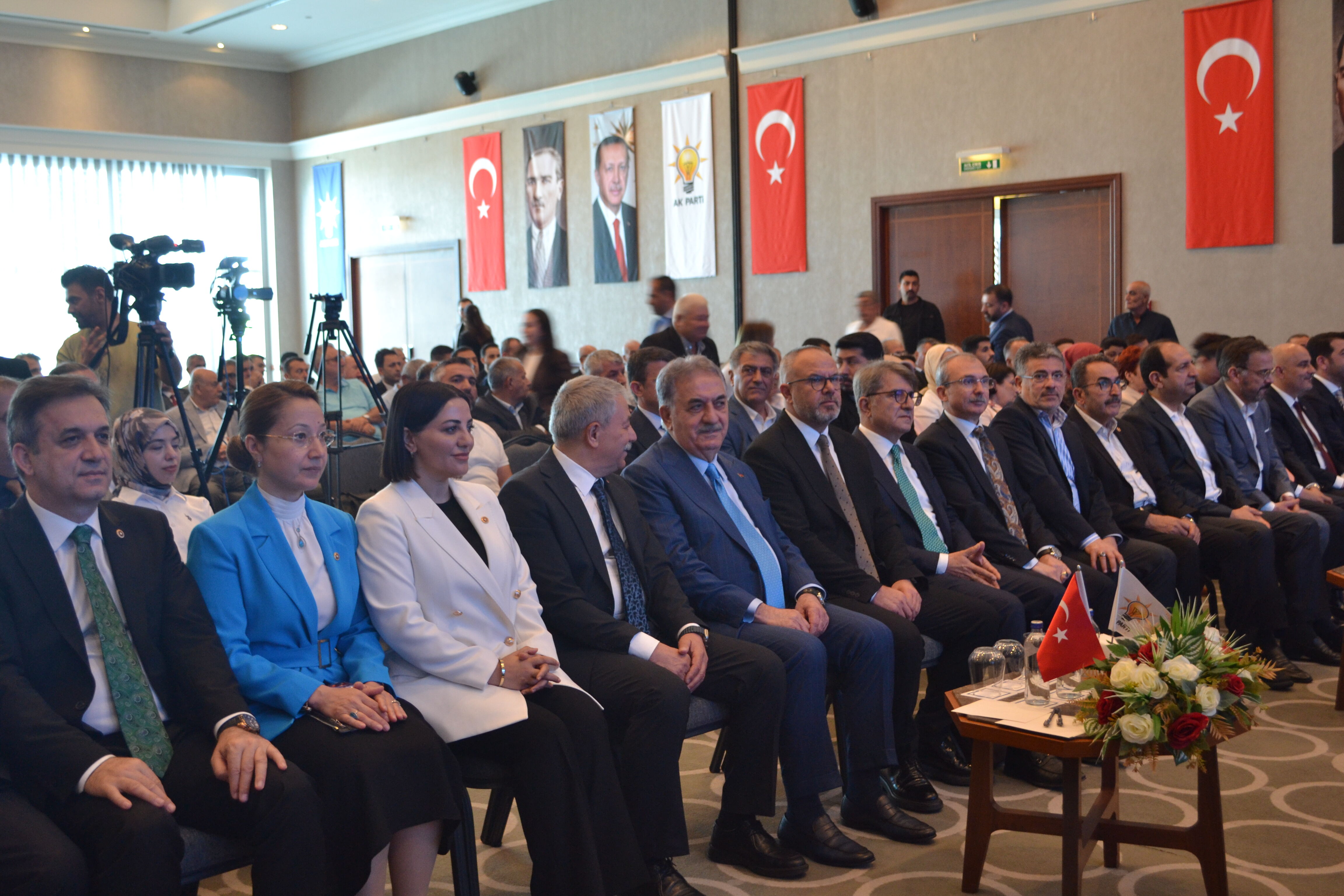 Ak Parti Akdeniz Bölge Toplantısı Adana’da Gerçekleşti (3)