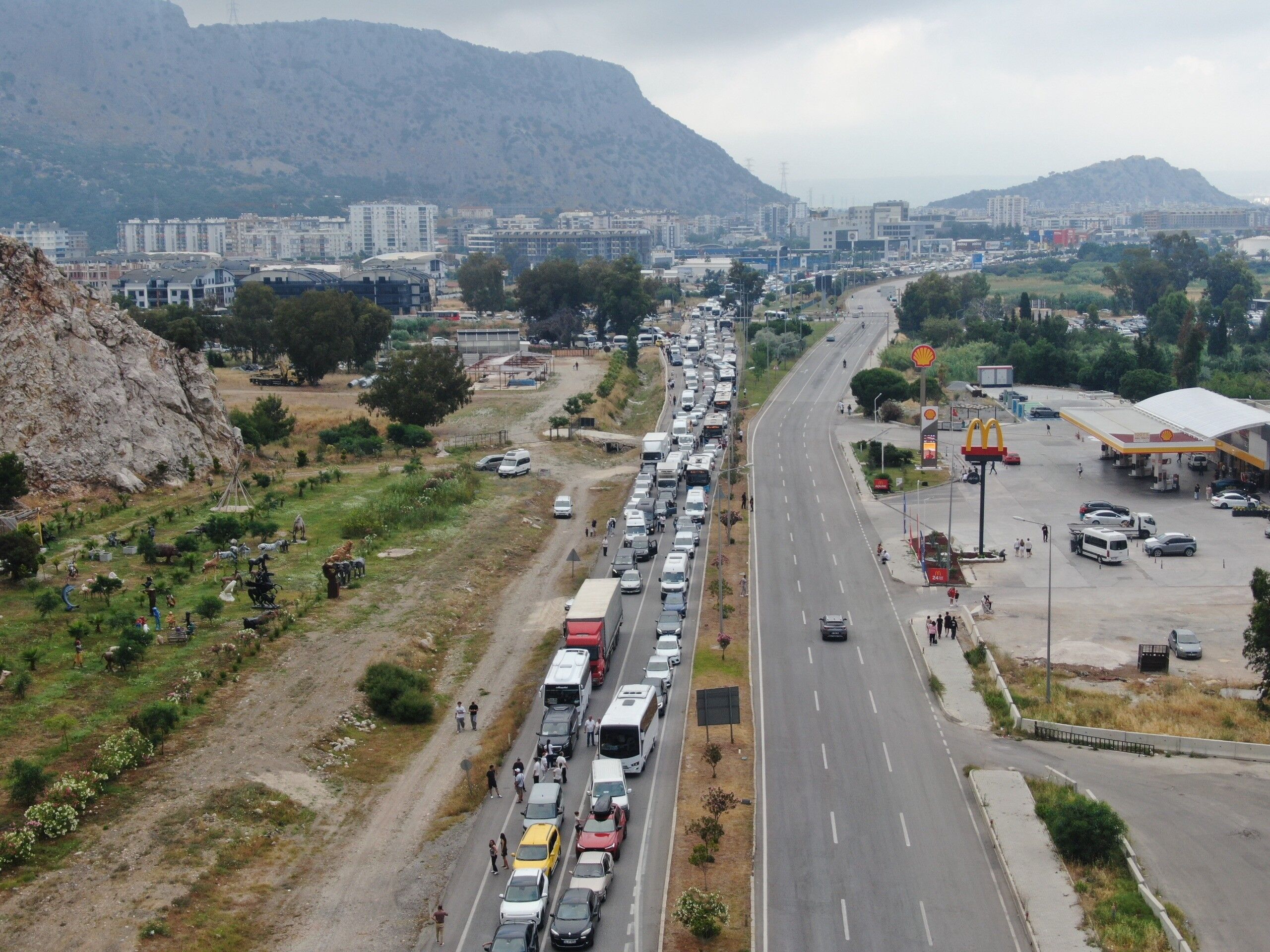 Antalya Kemer Yolunda Tır Dehşeti (3)