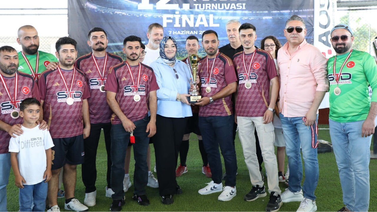 Aosb Futbol Turnuvası’nda Kupa Sahibini Buldu (3)
