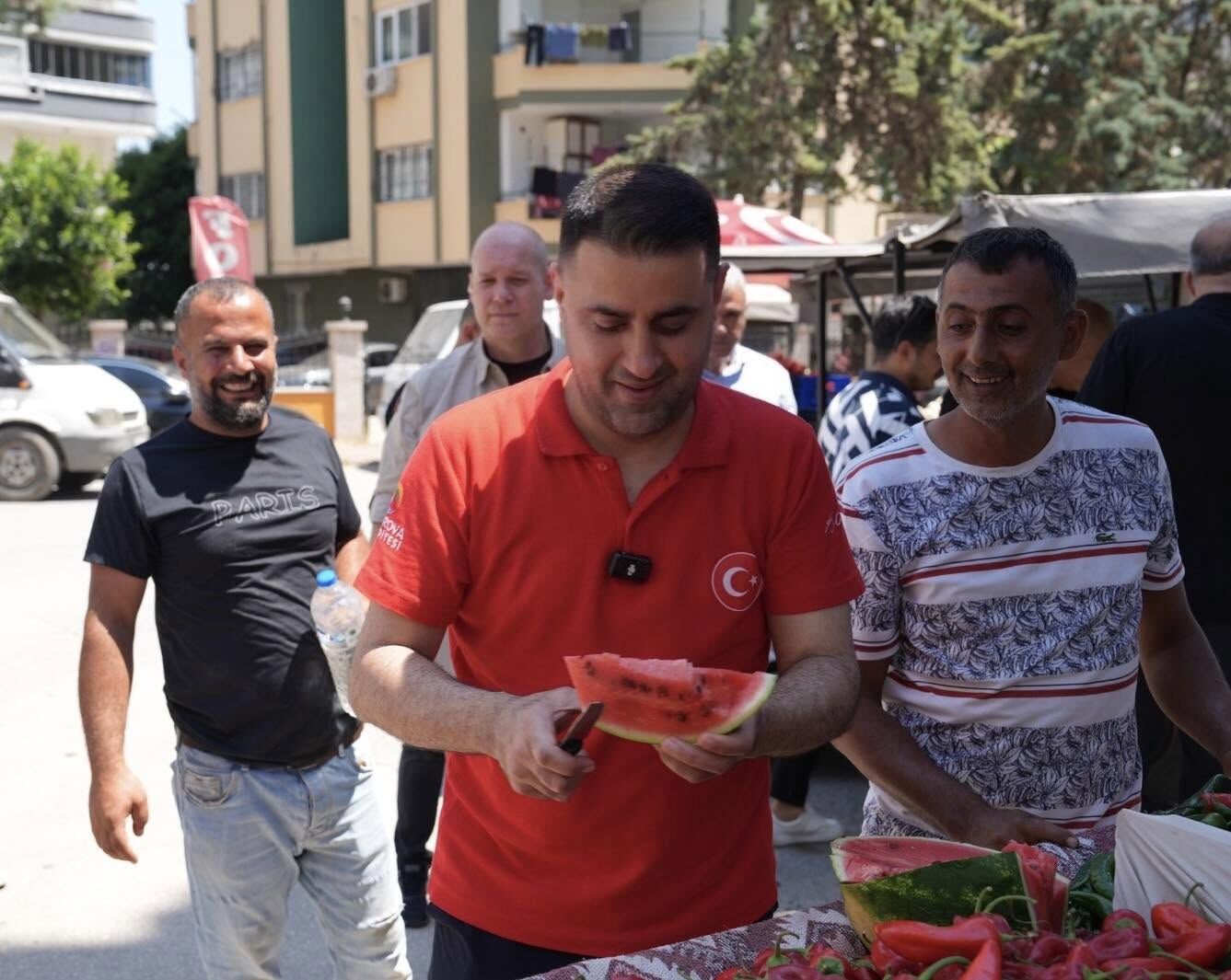 Başkan Kozay Güzelyalı’da Vatandaşların Taleplerini Dinledi (2)