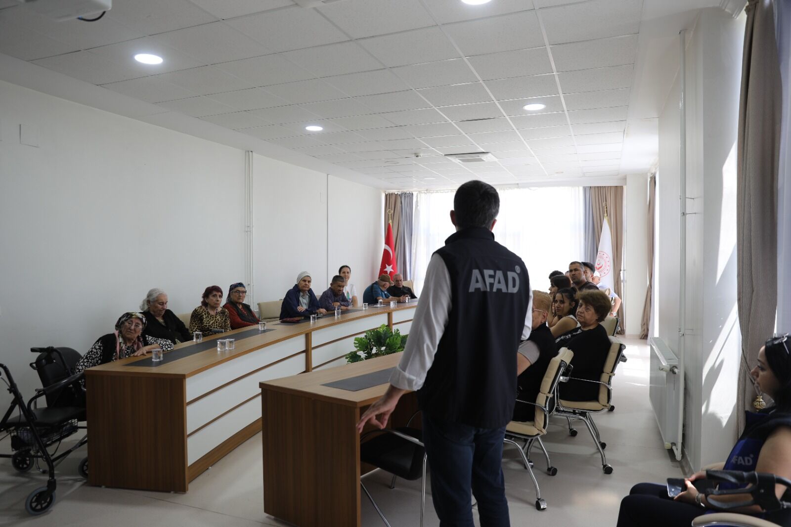 Çukurova Üniversitesi Ve Afad'dan Yaşlılara Afet Eğitimi (2)