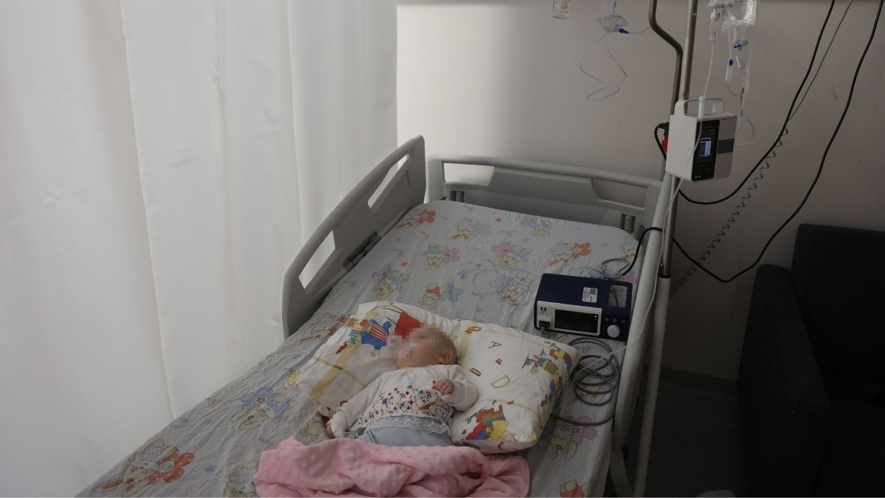 Hastanede Akılalmaz Iddia! 5 Aylık Bebeğin Parmağı Kesildi (2)