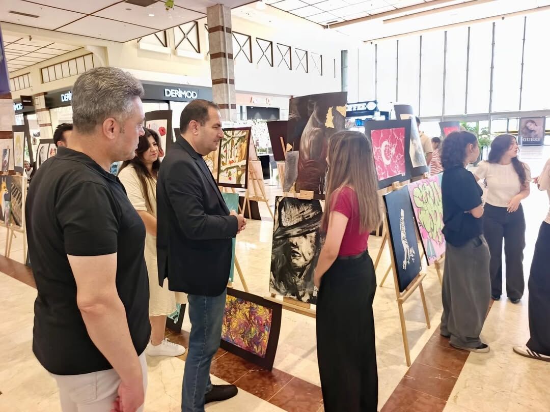 İlçe Milli Eğitim Müdürü Çelik, Genç Sanatçıların Heyecanına Ortak Oldu (4)
