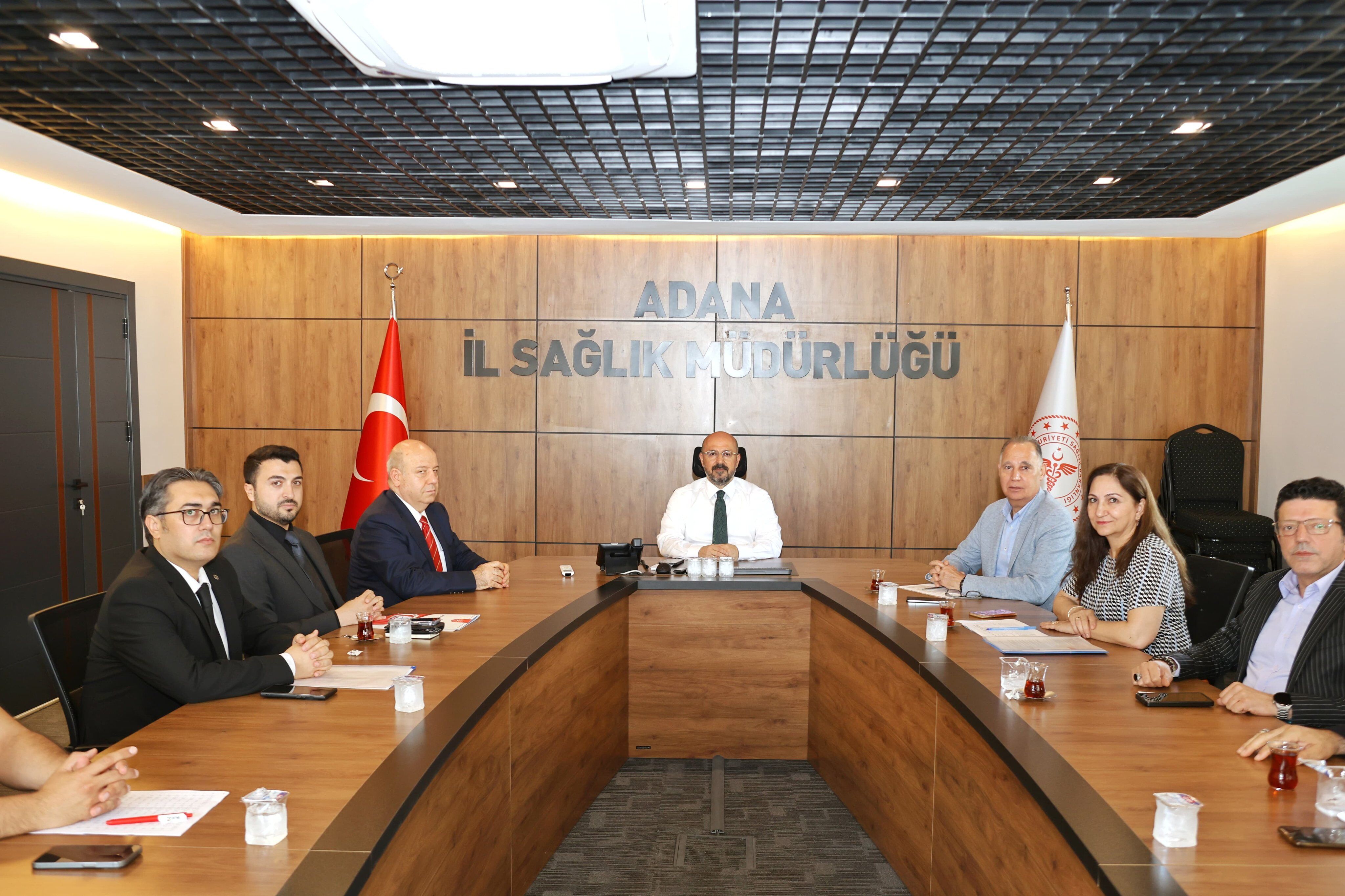 Adana'da sağlık hizmetlerinin geliştirilmesi için kritik toplantı