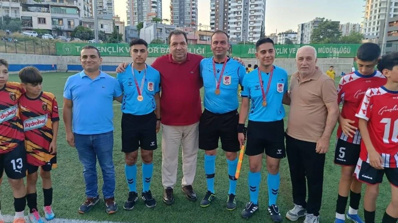 Kanaryaspor U13 Ligi'nin Şampiyonu Oldu (2)