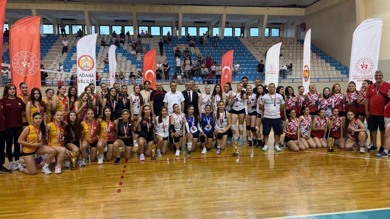 Karataşvoleybol (2)