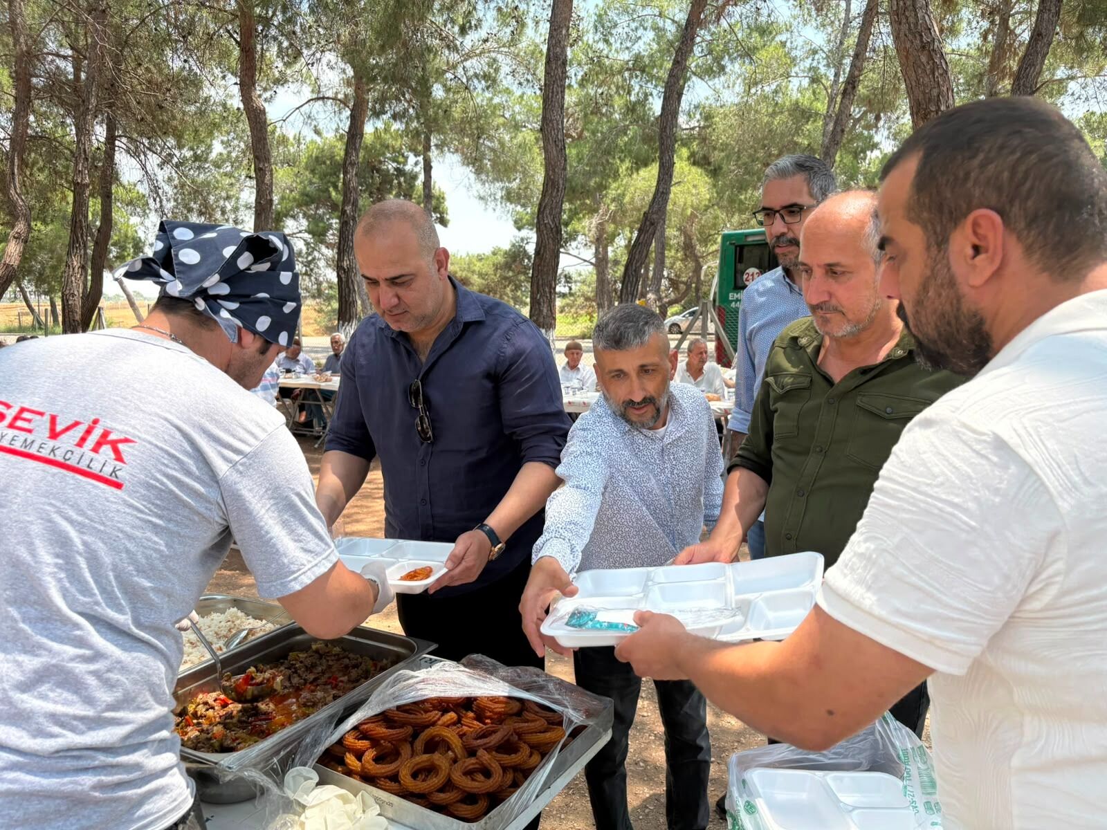 Mhp Seyhan’dan Huzurevi Sakinlerine Vefa Ziyareti (2)