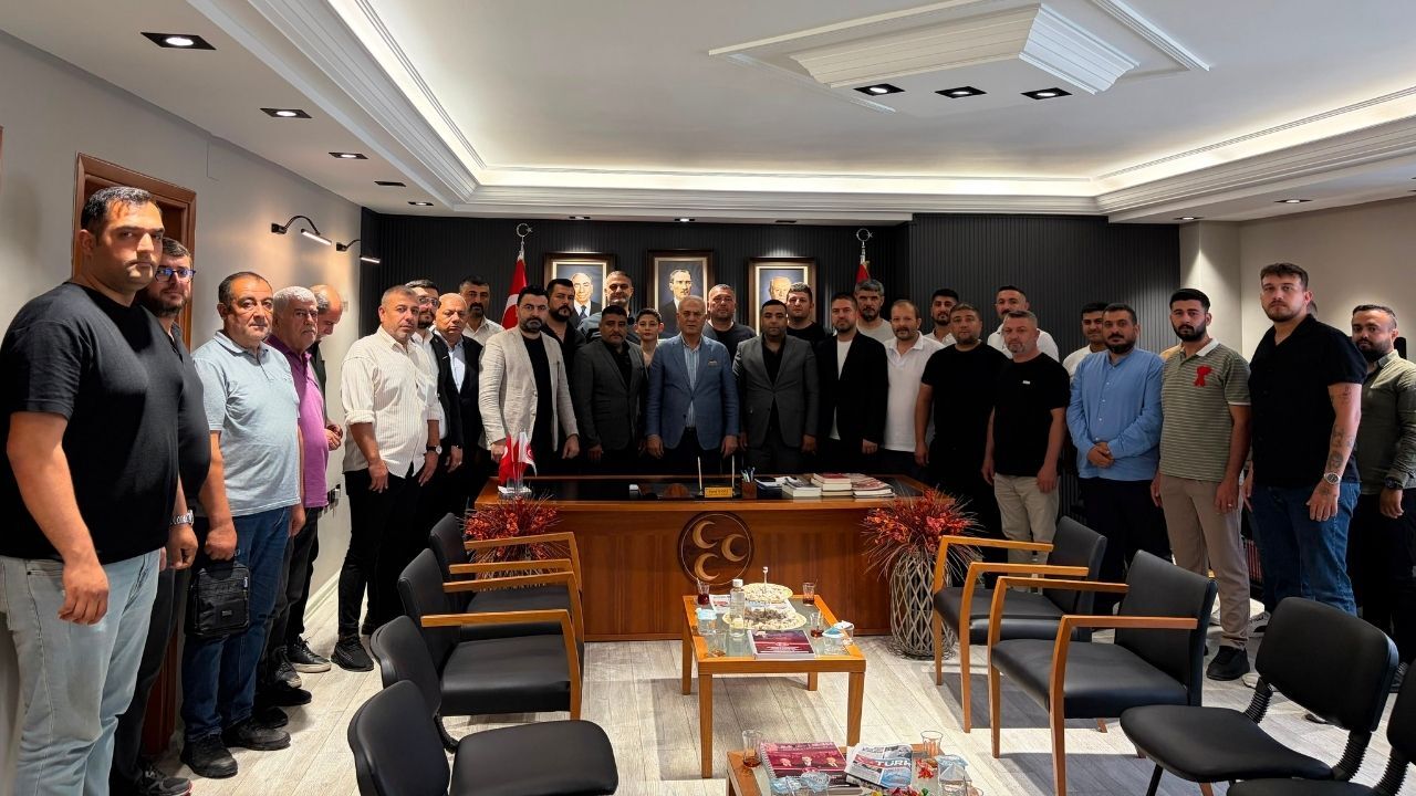 Mhp’li Kanlı Adana’da Vatandaş 12 Ay Çile Çekiyor