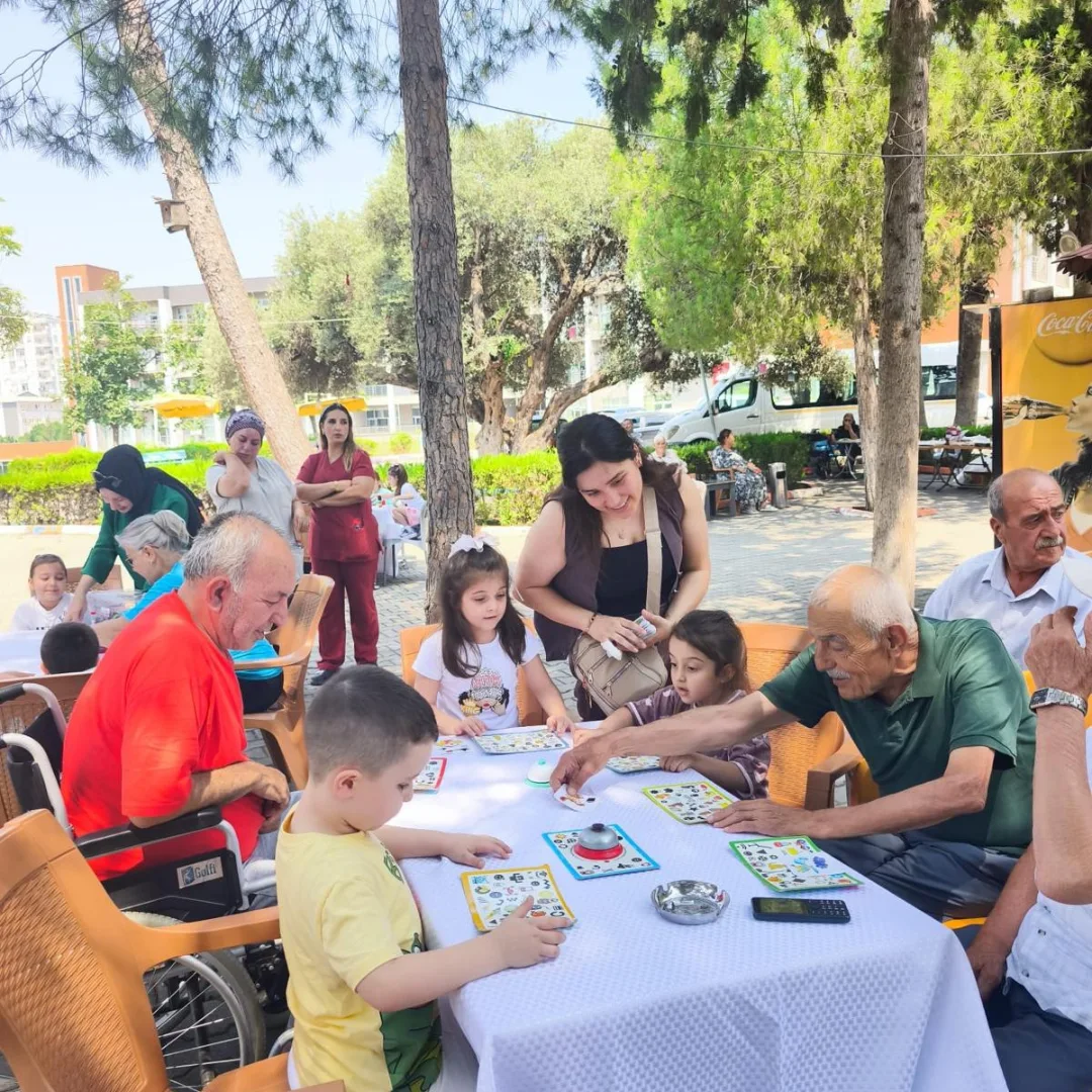 Minik Kalpler Huzurevi Sakinleriyle Buluştu (2)