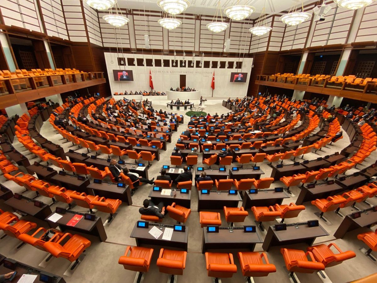 Tbmm Genel Kurulu Nda Asgari Ucret Ve Emekli 18095275 Amp-1