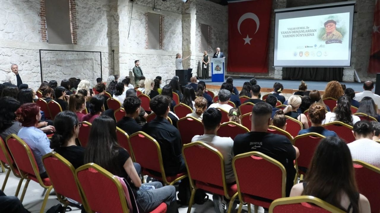 Yaşarkemalsergiziyaret (1)