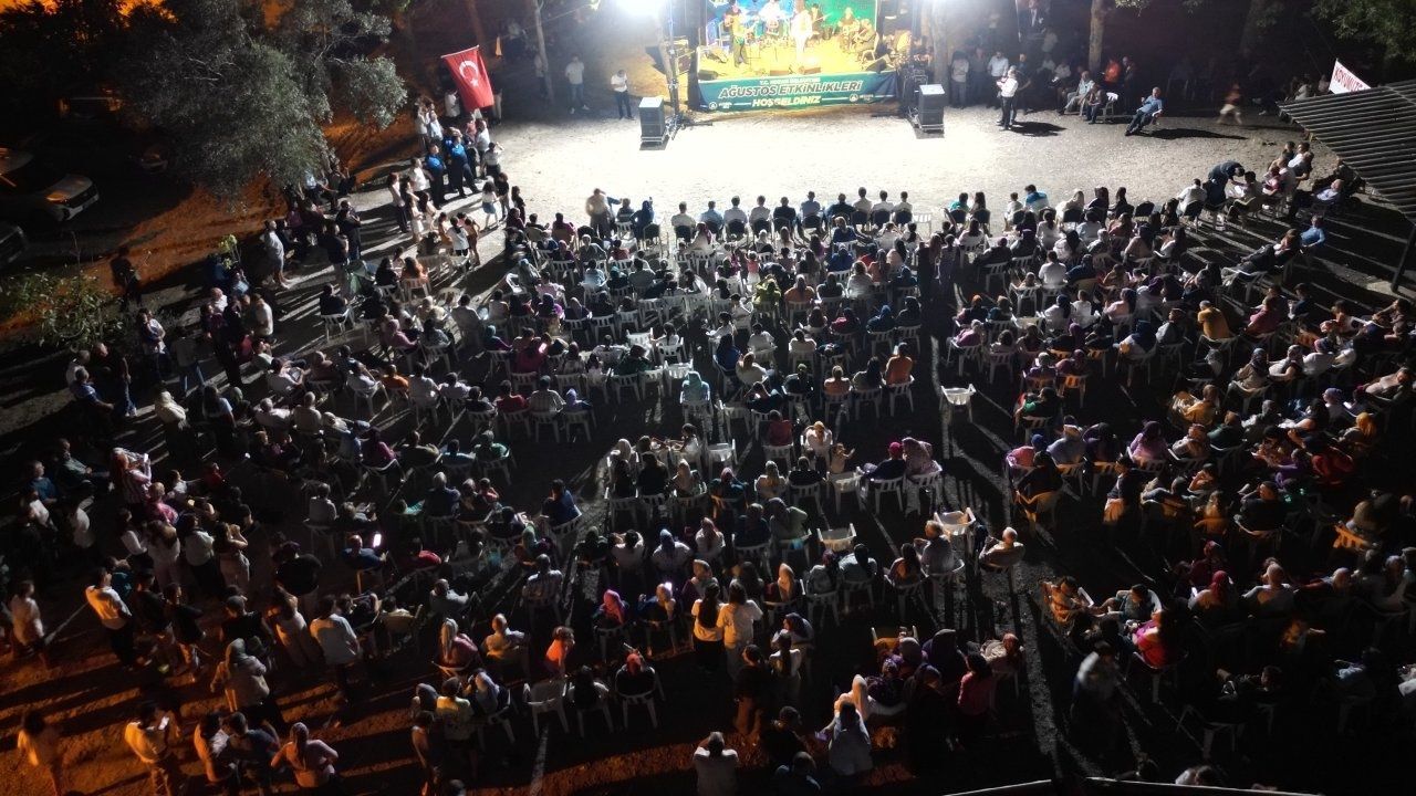 2. Geleneksel yaz konserleri Kozan'da devam ediyor