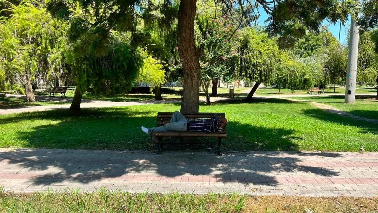 42 Dereceyi Gören Adana'da Vatandaş Isyan Etti Klima Aileden Biri Old (2)