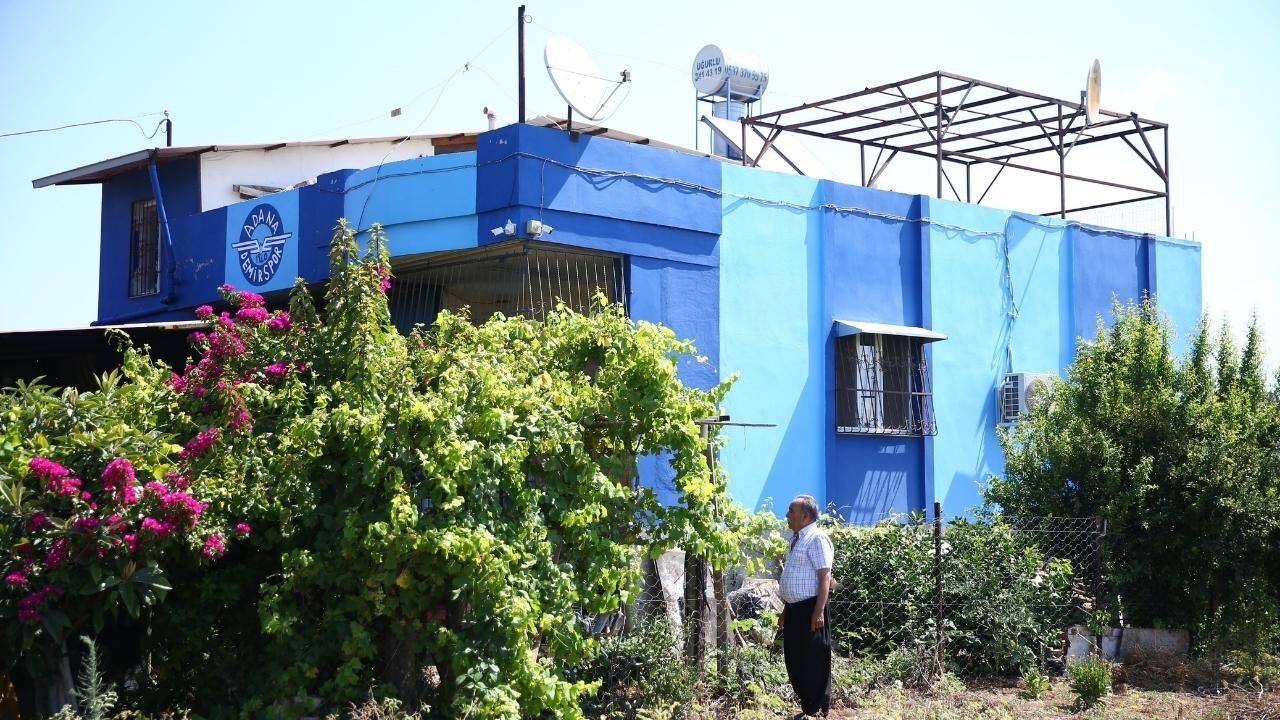 73 Yaşındaki Süleyman Özcan’dan Adana Demirspor’a Büyük Vefa! (1)