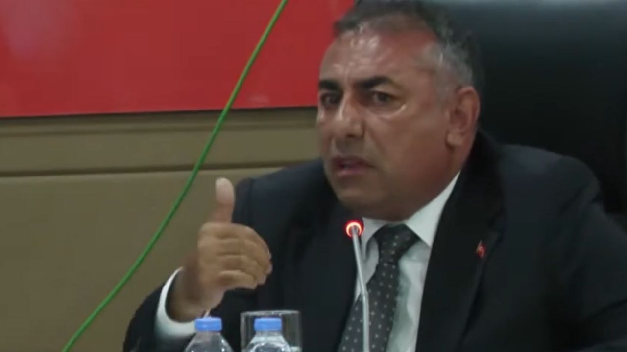 Adana Büyükşehir Meclisi'nde Asfalt, Sinek Ve Moloz Tartışması (2)