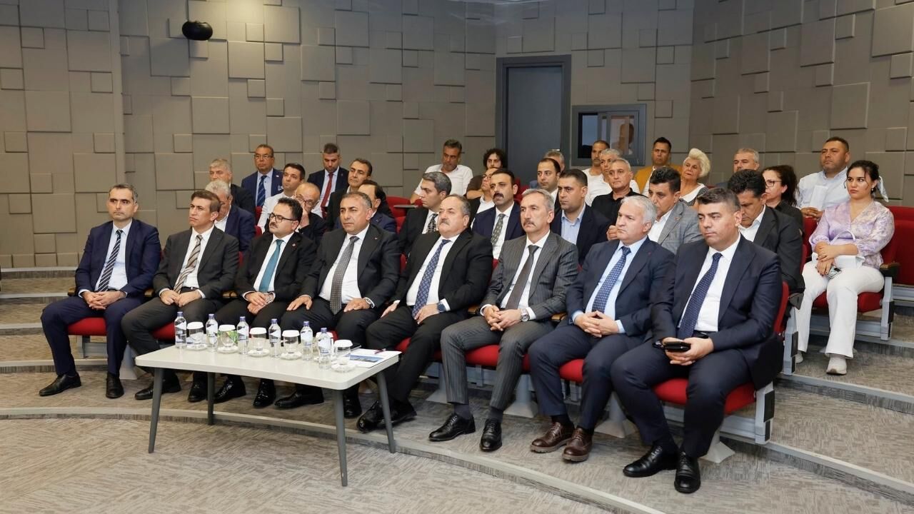 Adana İl Hayvanları Koruma Kurulu Toplantısı Yapıldı Z