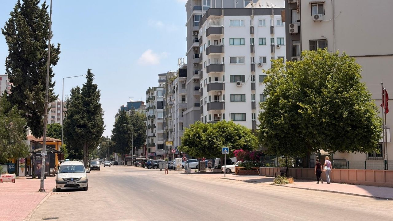 Adana Sıcağa Teslim Oldu! Sokaklar Boş Kaldı2