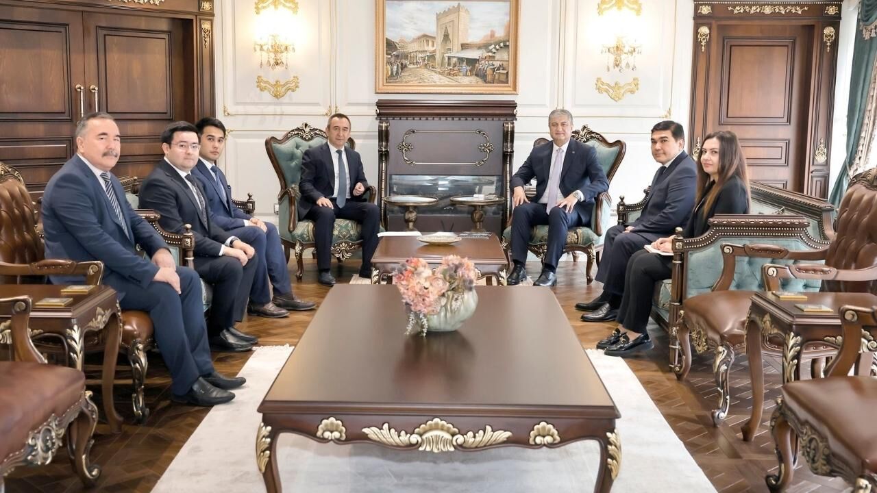 Adana Valisi Mustafa Yavuz, Özbekistan Büyükelçisi Khaydarov'u Ağırladı (2)