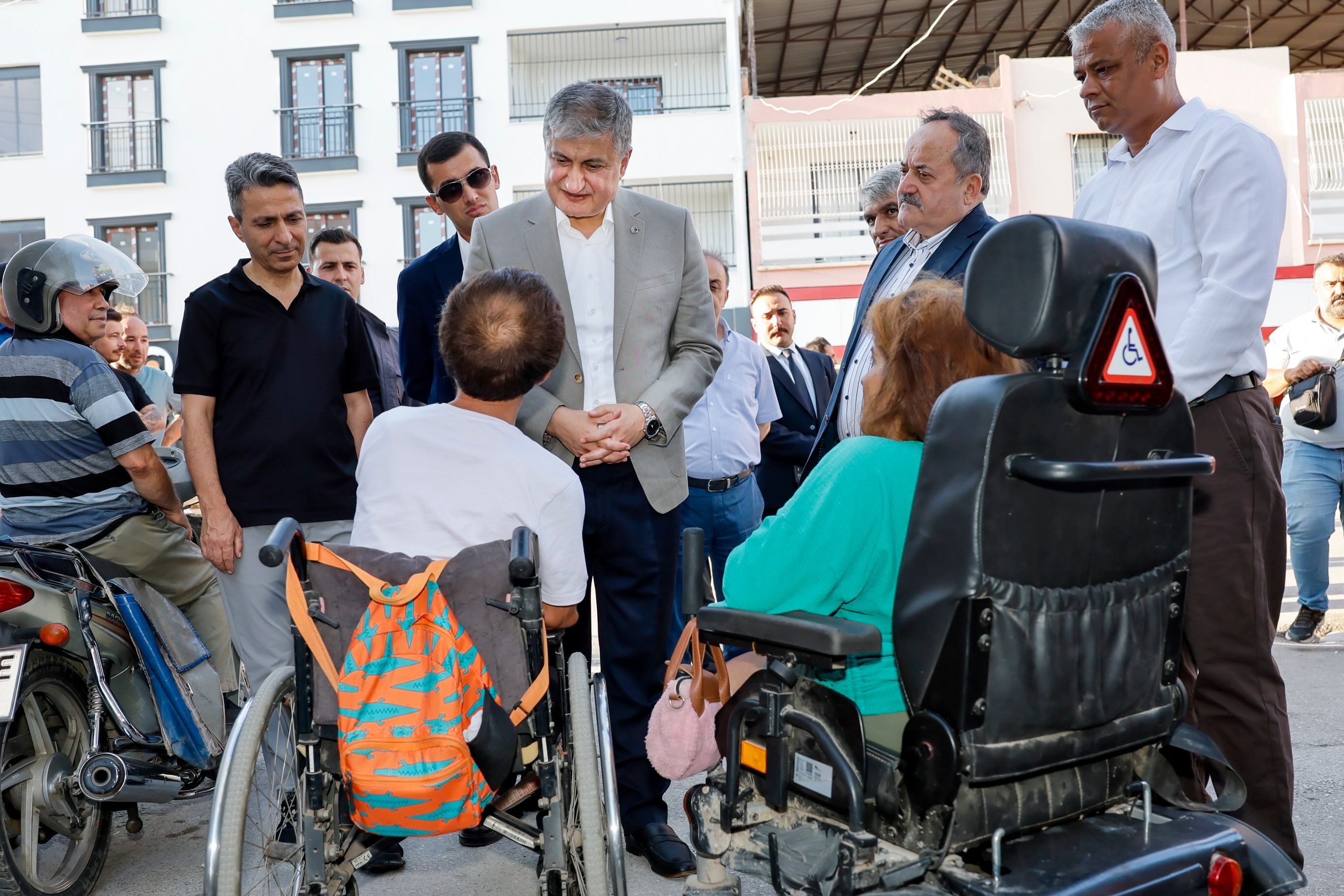 Adana Valisi Mustafa Yavuz’dan Seyhan’da Esnaf Ve Vatandaş Ziyareti (2)
