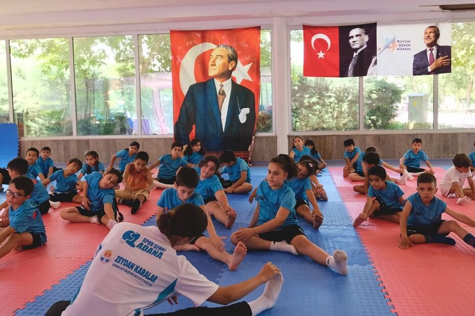 Adana’da Çocuklar Yaz Tatilini Sporla Değerlendiriyor (1)