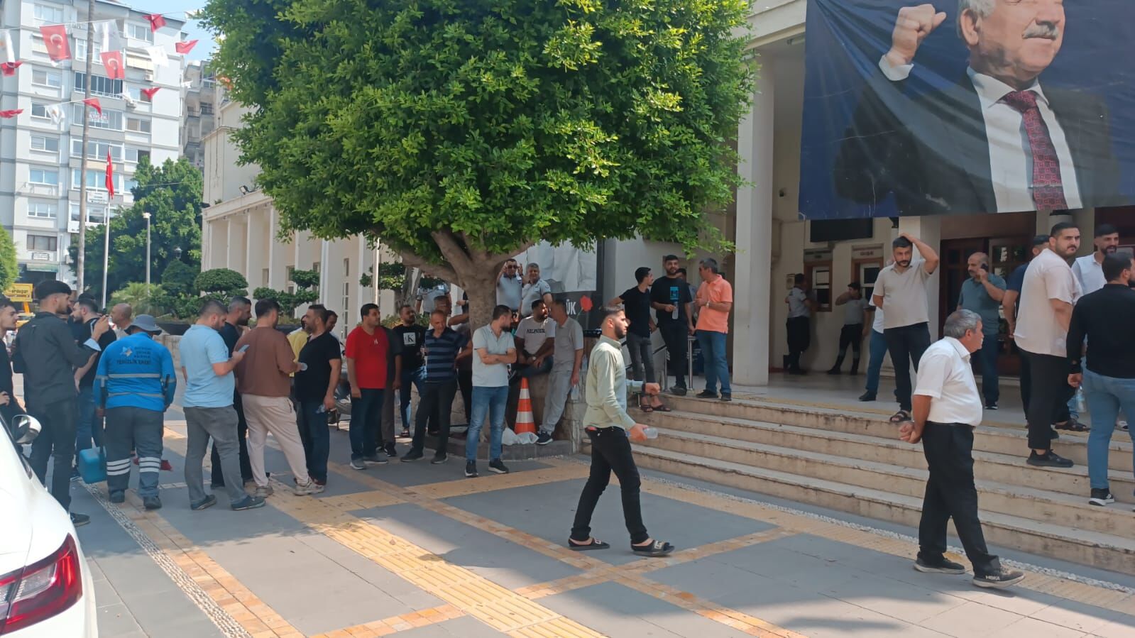 Adana'da Dinlenme Alanı Krizi Dolmuşçular Kontak Kapattı (2)