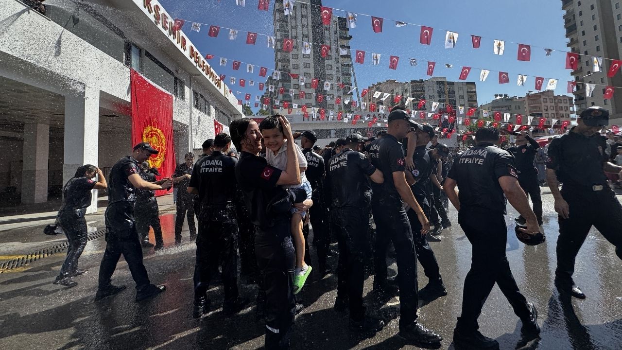 Adana'da Eğitimlerini Tamamlayan 50 Itfaiye Eri Göreve Başladı (1)
