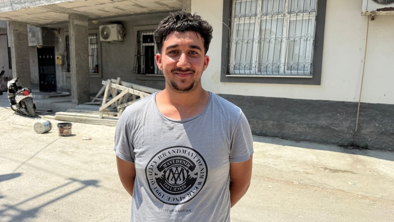 Adana'da Mahalleli Isyan Etti! Sürü Halindeki Köpekler Tehlike Saçıyor