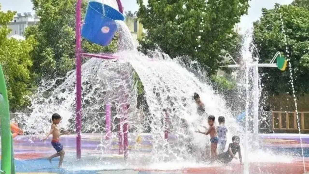 Adana'da Ücretsiz Su Oyun Parkları Açıldı İşte Adresler Ve Saatler