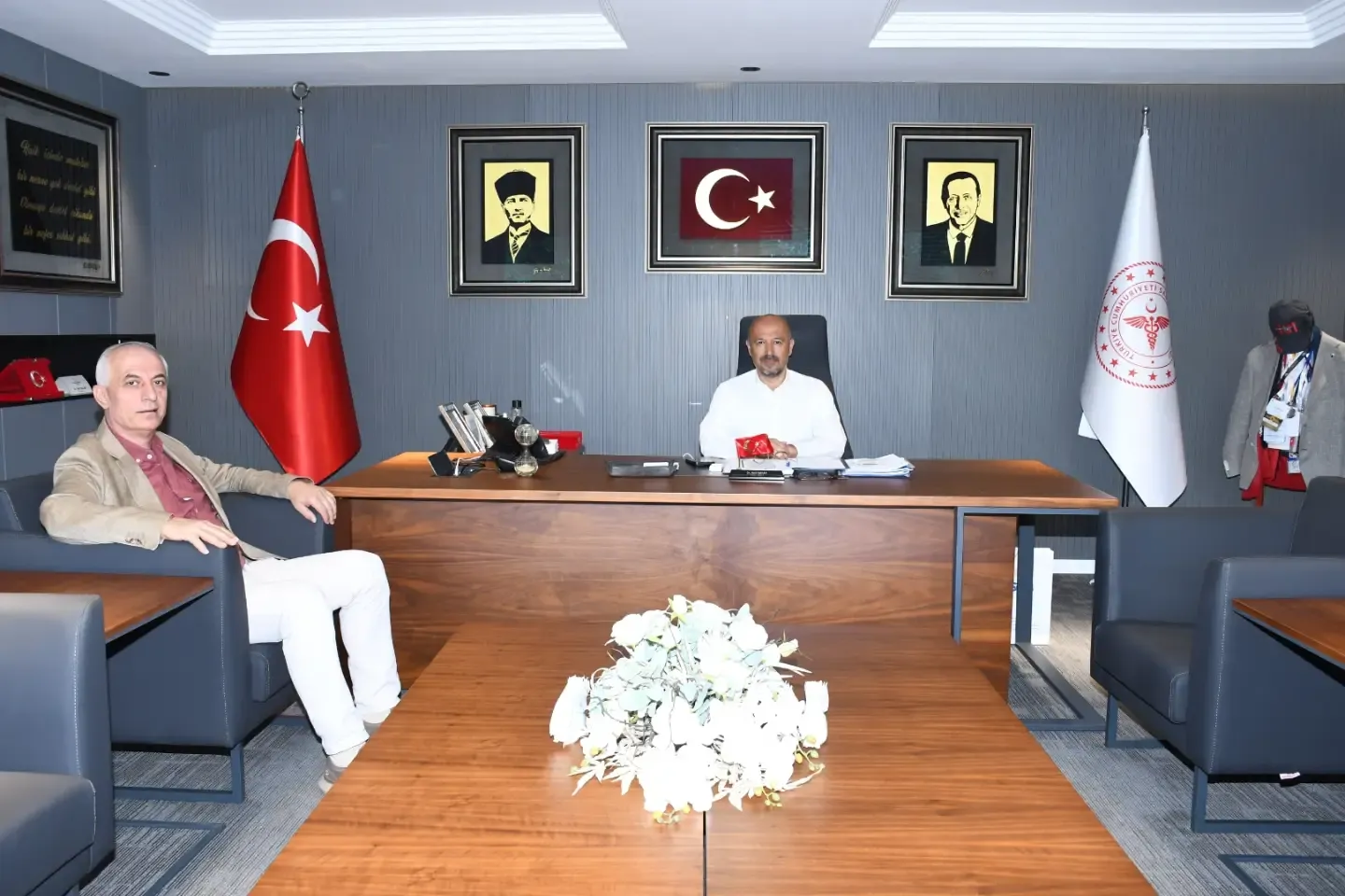 Başkan Niyazi Göger’den İl Sağlık Müdürü Nacar’a Ziyaret (1)