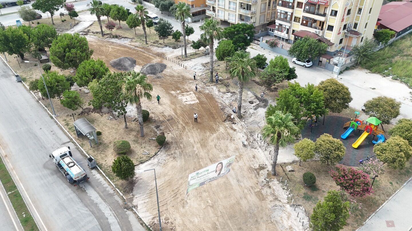 Ceyhan Belediyesi Şehit Uzman Çavuş Uğur Şahin Parkı’nı Yeniliyor (2)